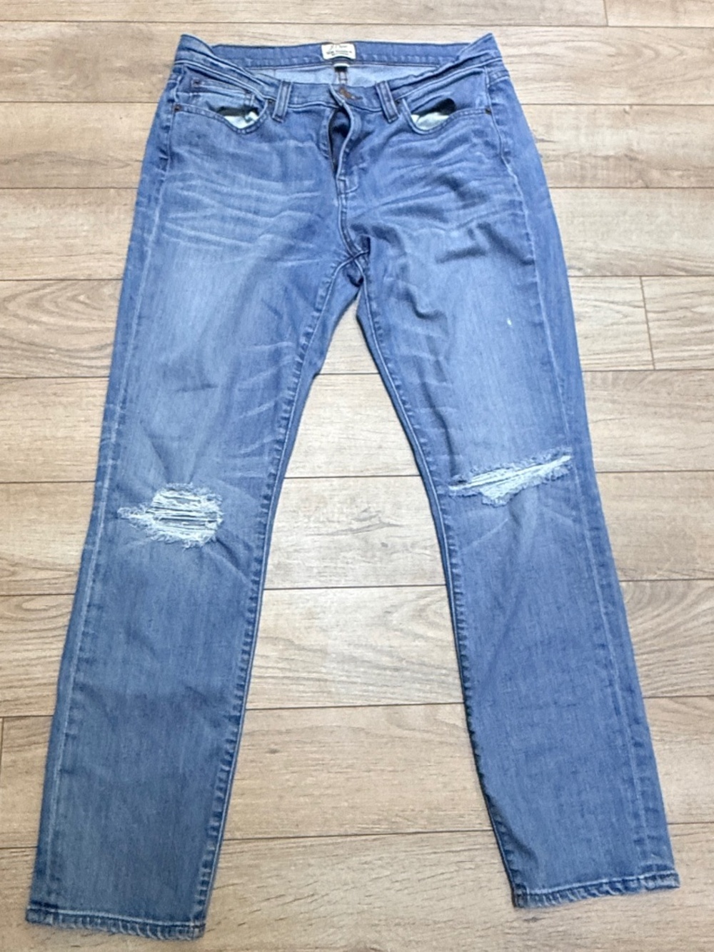 JCREW Slim broken in Boyfriend Jeans size 28